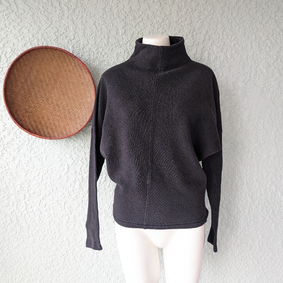Lululemon Along the Way Mock Neck Long Sleeve size 4 - Picture 2 of 6